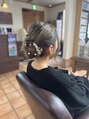 シフト Shift ヘアー メイク hair make まとめ髪やハーフアップなど!飾りもあるとより可愛さアップ!