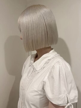 ペレ 梅田(PELE) ミディアムヘア/デザインカラー/フェイスフレーミング/梅田