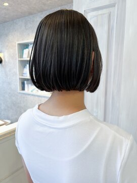キャアリー(Caary) 福山人気20代30代40代艶髪ダークグレージュ大イメチェンミニボブ