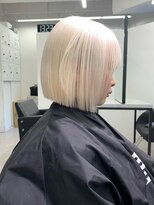 ペレ 原宿(PELE)&nbsp;ダブルカラー/ケアブリーチ/羽エクステ/原宿