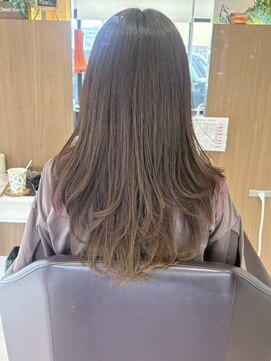 エル バイ ファースト(L by first) 【L by first】レイヤーカット×インナーピンク