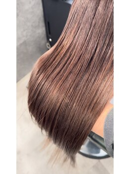 リト 天王寺阿倍野店(Retto:)の写真/次世代髪質改善でまとまる艶やかな美髪へ。毎日のお手入れラクチンで、自然なスタイルが朝から完成する!