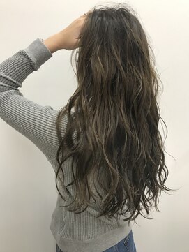 キューズ クラブ(cuz KLUB) 【cuzKLUB 】外国人風ハイライト