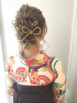 プラグ バイ ネオリーブ(plug by neolive) 卒業式　ヘアセット　横浜　袴着付　105