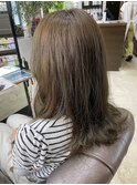 マット、ピスタチオカラー、ブリーチなし