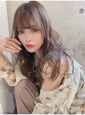 ミルクティーベージュ/ゆるふわハイライトカールスタイル