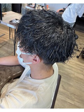 エヌプラス(N+) メンズヘアフェザーパーマサーフカール刈り上げセンターパート