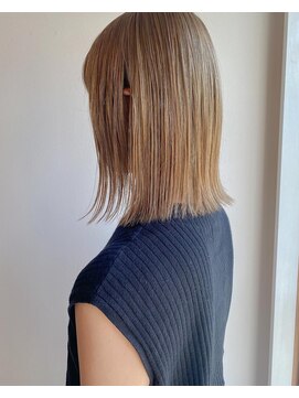 ツイギー 宮西店(TWiGGY) グレーカラーにハイトーンカラー