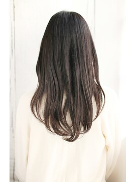 リーニアプラスエヌ(LINHA +n) 20代30代40代 透け感バングでエギョモリスタイル【長浜】