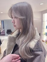 スノッブ(SNOB)&nbsp;グレージュカラー◯浜本大志