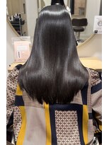 アース 三軒茶屋店(HAIR&MAKE EARTH) 三軒茶屋_レディース_ロング_ストレート_ナチュラル_黒髪_カット