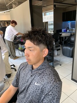 アイズ 海老名(AIZU) ツイストスパイラルパーマツイストパーマスウィングアップバング