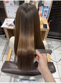 〔スタイリスト吉田 縮毛矯正とカラーを同時に〕