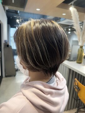 エイト 横浜店(EIGHT) バレイヤージュ ショート