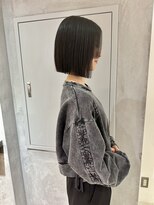 ヨーク(YOKE)&nbsp;YOKE 切りっぱなしボブ丸くないボブぱつっとボブ髪質改善ツヤ髪