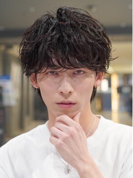 レタッチ バイ フィフス 天神大名(RETOUCH by fifth) 福岡天神ゆるめシャドウパーマメンズマッシュウルフカット緩め