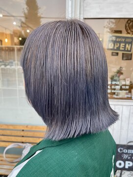 クオリア(Quaria) ハイトーン/ダブルカラー/シルバーアッシュ/秋ヘア/秋カラー♪