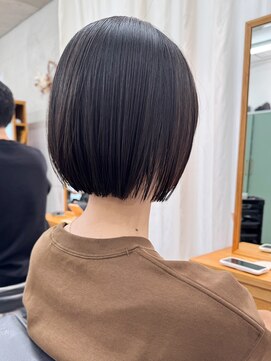 タイト(tyto) 大人可愛いミニボブ　【tyto hair&eyelash】