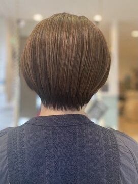 ハーティーモトヤワタ(hearty MOTOYAWATA) 首元スッキリ小顔に見えるショートヘア