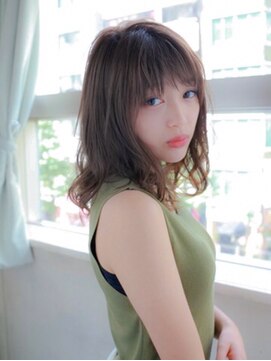 ルティア(Lutia) 似合わせカット ゆるふわミディ★★