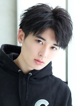 リップス 池袋(LIPPS) センターパート 刈り上げ ソフトツーブロック テクノ ジョー君