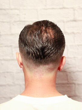 銀座マツナガ 新宿野村ビル店 ４０代からのフェードスタイル【ローフェード】