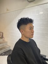 メリケンバーバーショップ フクオカ(MERICAN BARBERSHOP FUK)&nbsp;かき上げヘアショートレイアーくせ毛風パーマコンマヘアS100
