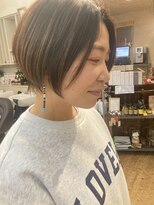 マハナ(Mahana by hair)&nbsp;20代30代40代丸みくびれ前下がりショートボブ大人ショート