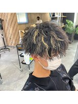 ビカムメンズヘアー 栄店(become men's hair) 金メッシュツイストスパイラルパーマメンズマッシュ