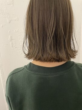 カウチ 板橋本町店(kauti) 透明感たっぷりオリーブベージュ