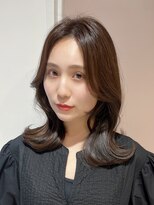 ティア(Tia.)&nbsp;(韓国風/くびれヘア/縮毛矯正/前髪/韓国レイヤー/小顔)