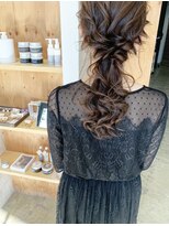 ニド(2do)&nbsp;結婚式お呼ばれルーズローポニー