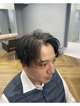 アレス バイ シカ 神戸三宮元町店(ALLES by Cica) 神戸／三ノ宮／元町メンズサロン緩め波巻きスパイラルセンター