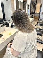 ムード タテマチ(mood tatemachi)&nbsp;ホワイトベージュバレイヤージュ