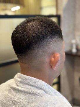 キタセンジュバーバー バイ ティーズ(KITASENJU BARBER by T's) 濡れパン