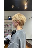 メンズブロンドマッシュ