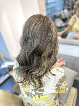 ポタム 東中野(potamu) 白髪ぼかし外国人風3Dカラー