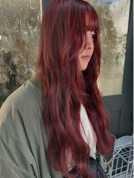 アンビアンスアミ(ambiance ami)の写真/最旬のハイライト・インナーカラーで「こなれ感」を演出♪女性STYLISTの絶妙カラーで新しい自分へ☆