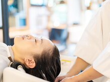 スパニスト在籍◎どこよりも本格的なヘッドスパで髪や頭皮・肌質改善を。