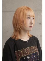 オーオシカシカスペース(OOO YY Space)&nbsp;柔らかいオレンジとハッシュカット