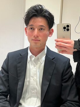 クィーンズガーデンバイケーツーギンザ(QUEEN’S GARDEN by K two GINZA) メンズパーマ/波巻き/ニュアンスパーマ/アップバング