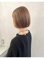 フォト 富山(foto)&nbsp;似合わせカットスモーキーカラーミルクティーブロンドボブ