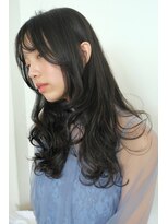 トリッカ シブヤ(TRICCA SHIBUYA)&nbsp;ロングレイヤー/コテ巻き風/小顔カット/艶カラー