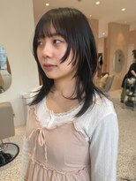 オン キャナルシティ博多前店(on)&nbsp;【晴音】ミディアムウルフ/ブルーブラック/ミディアム/20代