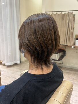 コトナ 越谷店 ショートウルフ髪型20代30代40代50代丸顔面長小顔【越谷】