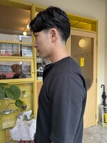 ヒントステーション(HINTSTATION) 〈浅草 半個室〉メンズ刈り上げセンターパート