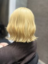 シアー(SHEER.) 抜きっぱブロンド× ペールイエローボブ