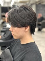 オーバルバイアピッシュ(OVARL by apish)&nbsp;毛流れセンターパートフェザーパーマニュアンスパーマメンズ