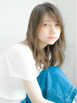 リリアン 青山(relian) 似合わせカットが上手いと評判で予約殺到中のrelian