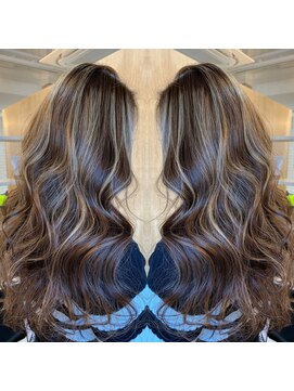 ラピス 横浜(Lapis) アッシュブラウン×ハイライト